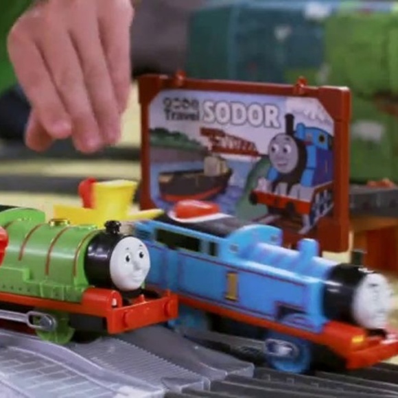 Talking Thomas & Percy Train Set, Motorized Train and Track 42 Pieces New In Box - Picture 11 of 17